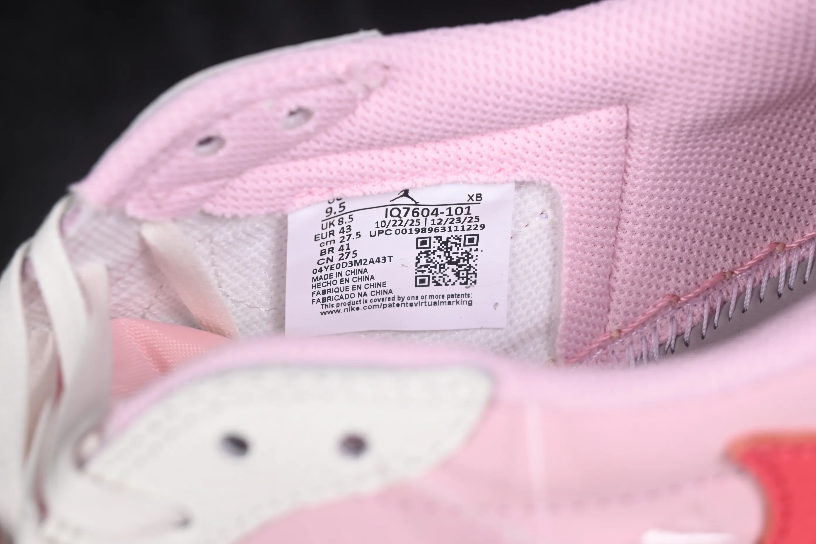 All categories Air Jordan Jordan series basketball shoes Air Jordan 1 Low GX foreign trade version Travis Scott x Air Jordan 1 Low OG AJ1 Joe 1 undercut low top full head layer IQ7604-101
